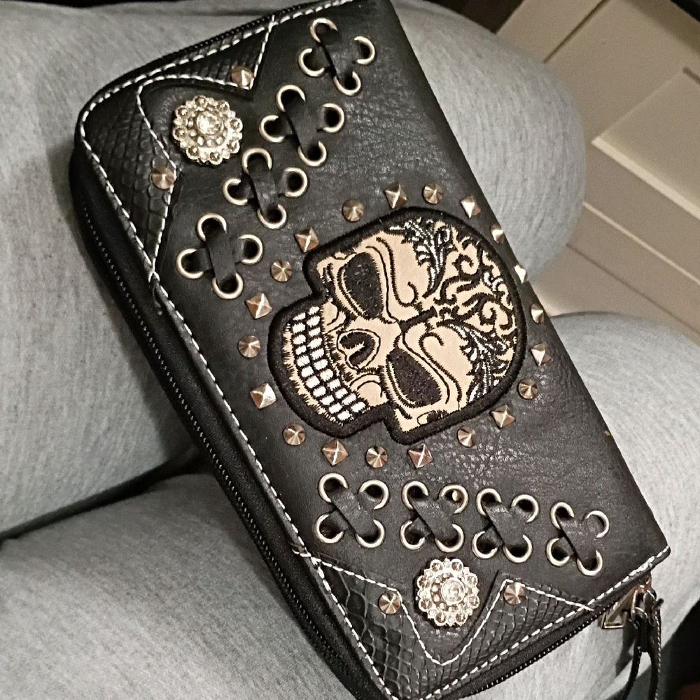 Black Skull Embroidered Wallet